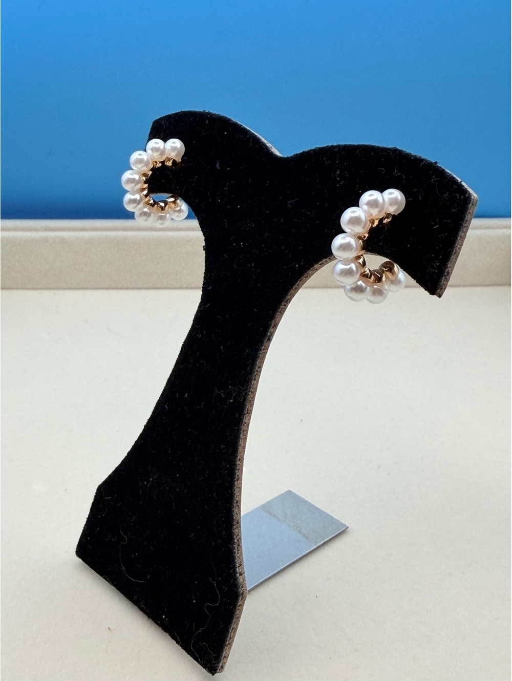 Gold pearl hoop earrings